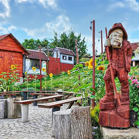 1 Bedroom Lovely In *